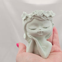 Casting Resin Mini Girl Pot - Mint Green